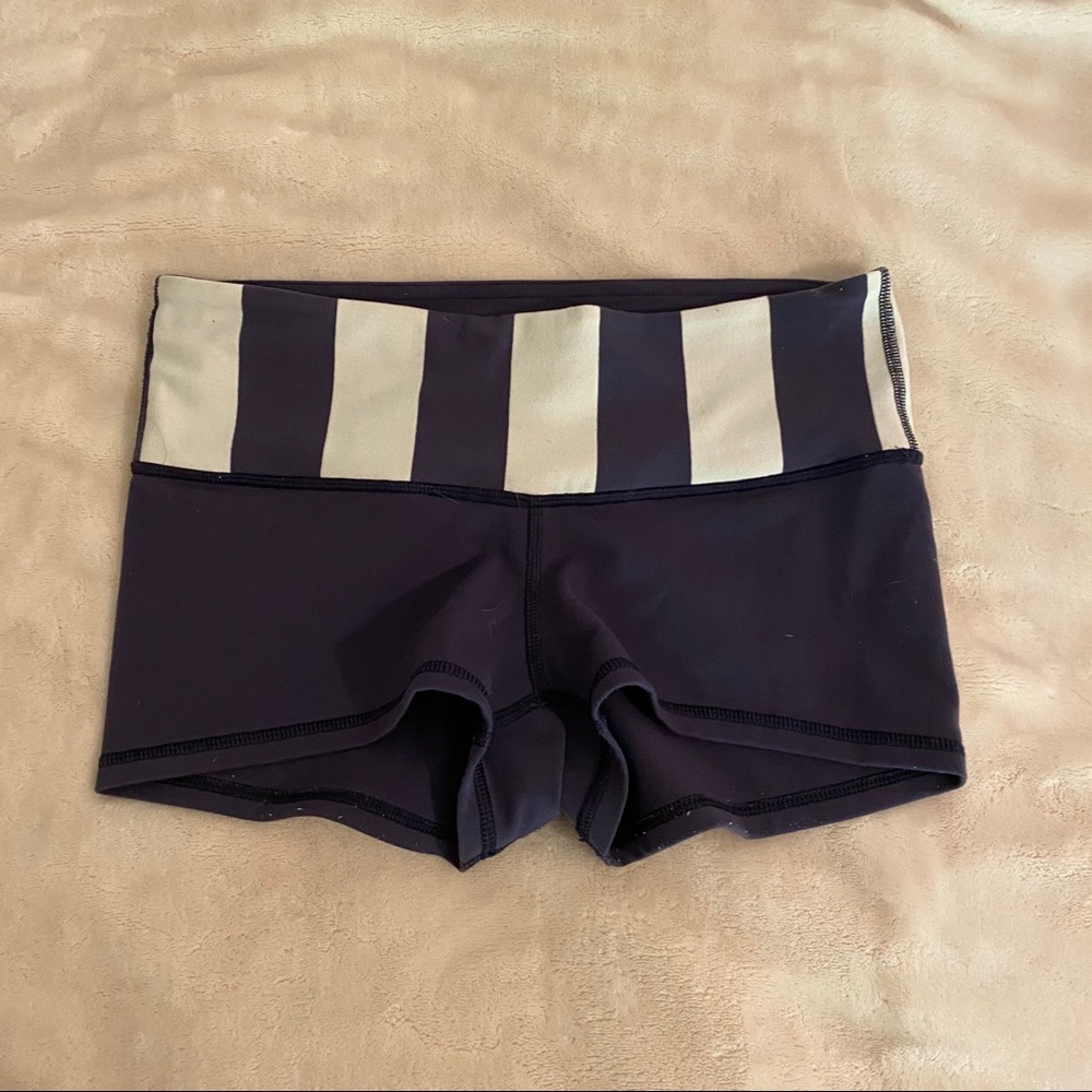 Lululemon spandex shorts